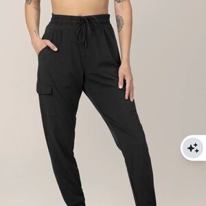 Kindred Bravely jogger pants